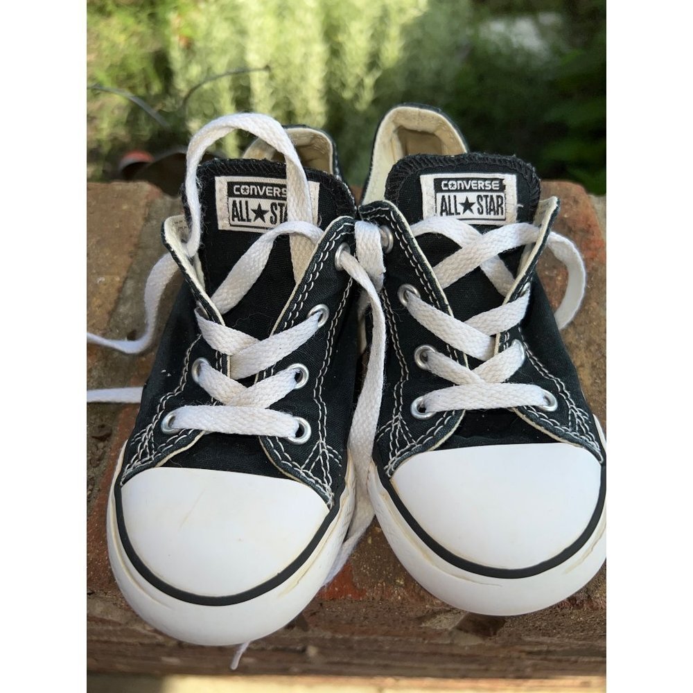 Youth Black Converse All Stars Sneakers -- 10